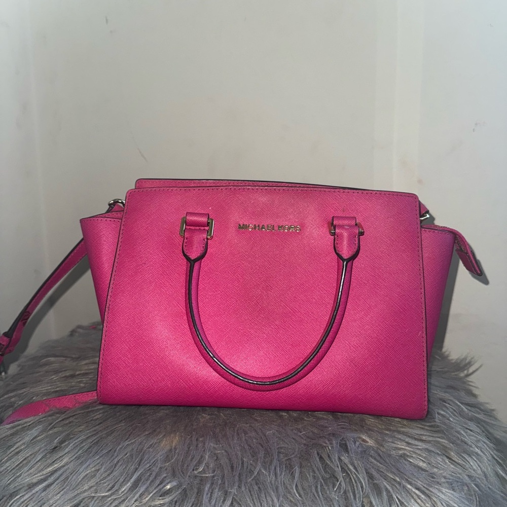 Michael Kors Pink Handbag